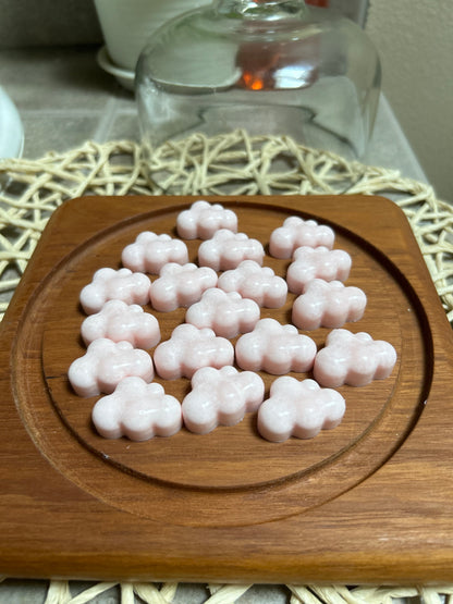 Miniature cloud wax melts