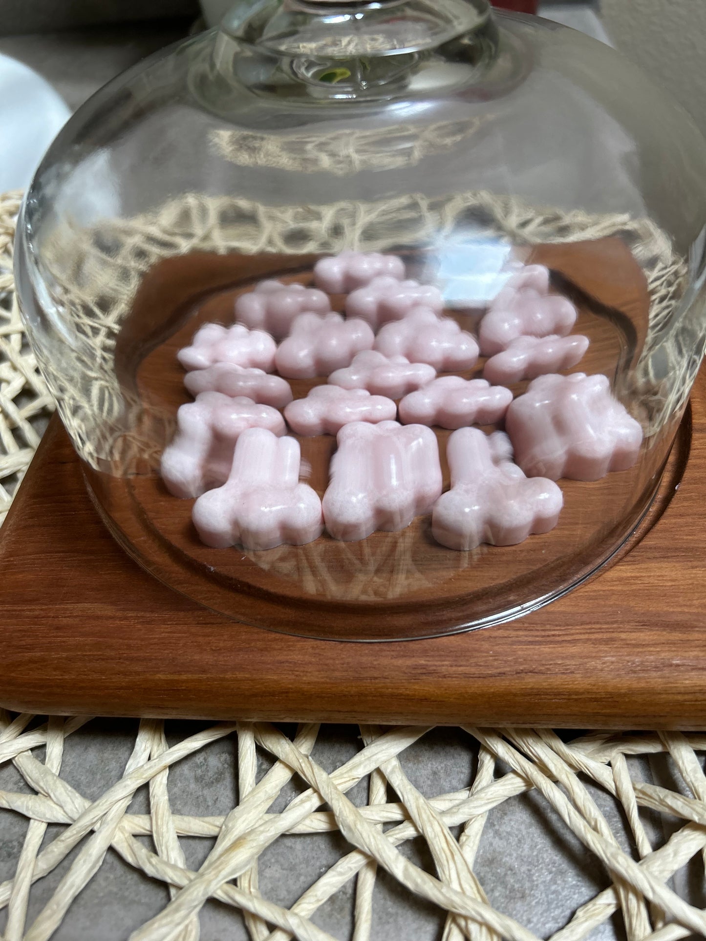 Miniature cloud wax melts