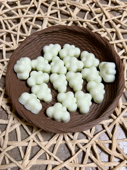 Miniature cloud wax melts